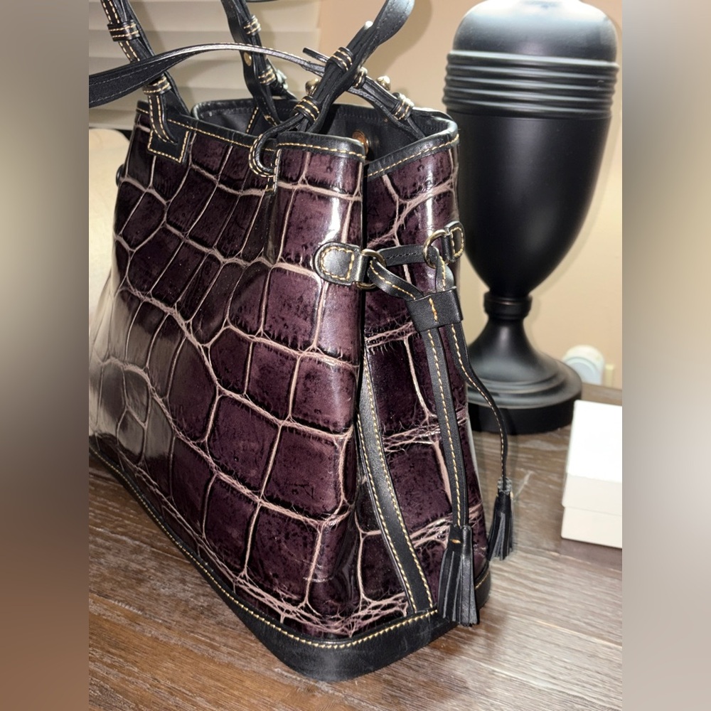 Dooney & Bourke Maurizia Croc-Embossed Aubergine Tote, Pouch EUC & NWT WALLET - Picture 10 of 15